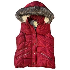 Red Puffer Sherpa Lined Vest with Fur Hood Size Large